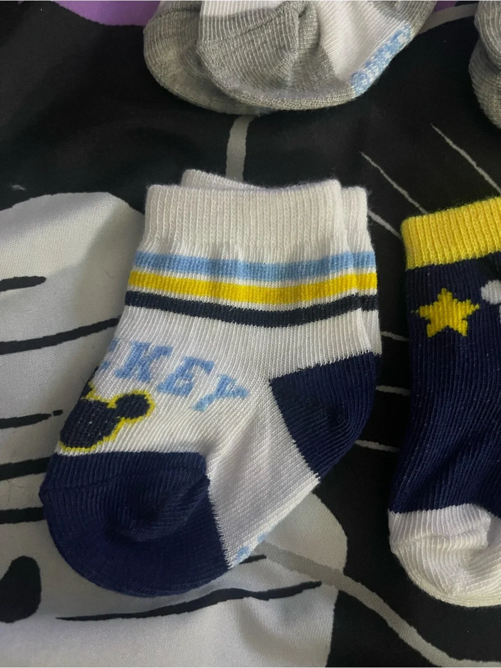 Disney Baby Mickey Mouse 6-Pack Socks, 0-6 months